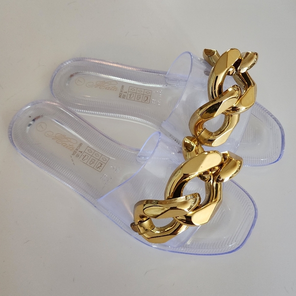 Mata Shoes-Vacay Mode|Square Toe Chunky Gold Chain Sandal|Womens Size 7|NEW - Picture 1 of 7